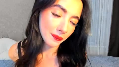 Snapshot of milla__moore chatting on 10-18-25, 05:46 milla moore online show from 10-18-25, 05:46