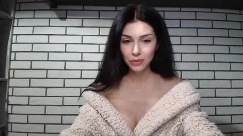 Snapshot of milla_bella chatting on 12-05-25, 07:32 milla bella online show from 12-05-25, 07:32