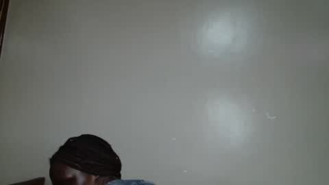 Snapshot of milla_nova chatting on 11-27-25, 12:46 nova online show from 11-27-25, 12:46