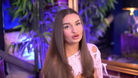 Milla online show from 11-29-25, 07:55