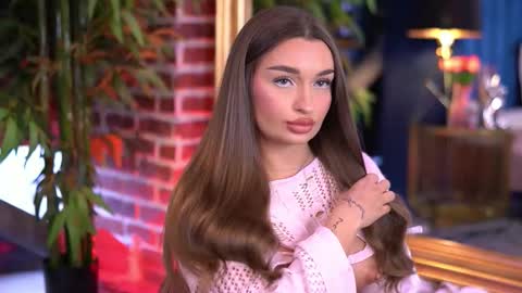 Milla online show from 12-04-25, 07:39