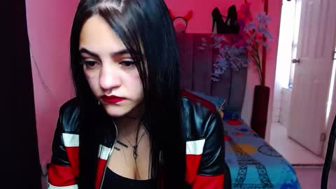 Violeta online show from 10-11-25, 02:04