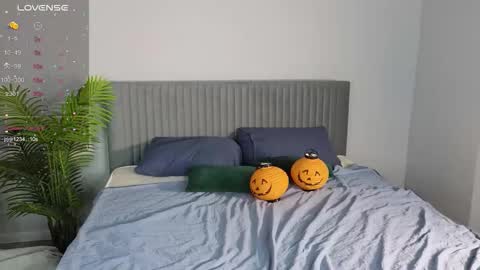 Snapshot of millaholt chatting on 11-14-25, 01:26 Hello Im Mila online show from 11-14-25, 01:26