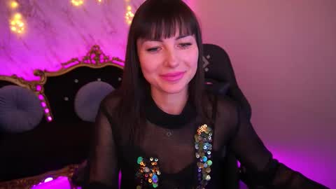 Snapshot of millaluxlove chatting on 01-12-26, 08:19 millaluxlove online show from 01-12-26, 08:19