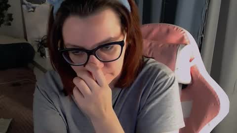 Milla online show from 12-20-25, 10:17