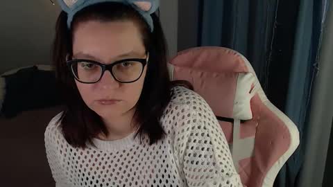 Snapshot of millapoolys chatting on 02-26-26, 08:46 Milla online show from 02-26-26, 08:46