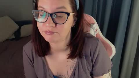 Snapshot of millapoolys chatting on 03-03-26, 01:06 Milla online show from 03-03-26, 01:06