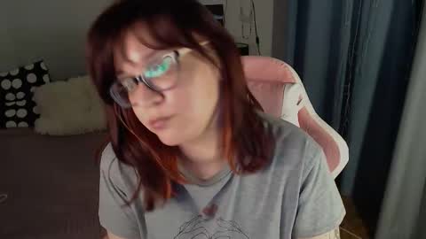 Snapshot of millapoolys chatting on 03-20-26, 03:50 Milla online show from 03-20-26, 03:50