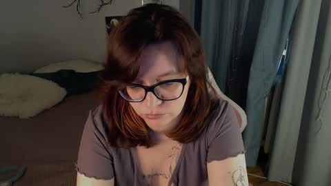 Snapshot of millapoolys chatting on 04-05-26, 12:57 Milla online show from 04-05-26, 12:57