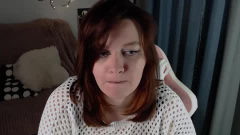 Snapshot of millapoolys chatting on 04-15-26, 10:43 Milla online show from 04-15-26, 10:43