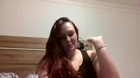 Snapshot of millerdenise chatting on 10-10-25, 05:39 millerdenise online show from 10-10-25, 05:39
