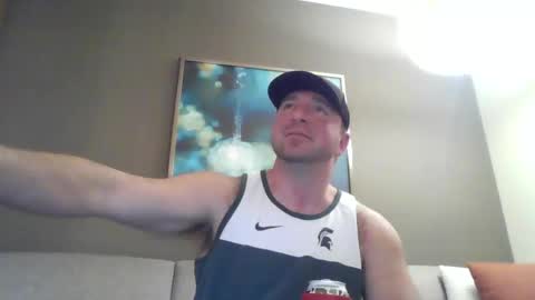 Snapshot of millertimenow34 chatting on 12-17-24, 11:27 millertime feet bigcock hairy straight muscles online show from 12-17-24, 11:27