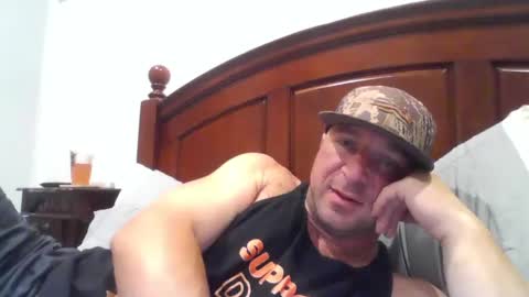 Snapshot of millertimenow34 chatting on 09-14-25, 12:43 millertime feet bigcock hairy straight muscles online show from 09-14-25, 12:43