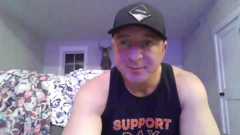 Snapshot of millertimenow34 chatting on 10-26-25, 01:55 millertime feet bigcock hairy straight muscles online show from 10-26-25, 01:55