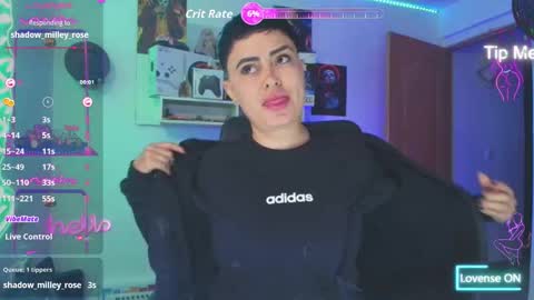 Snapshot of milley_rose chatting on 10-15-25, 11:05 Im girl my name is Johana online show from 10-15-25, 11:05