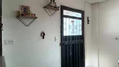 Snapshot of milley_rose chatting on 11-19-25, 03:12 Im girl my name is Johana online show from 11-19-25, 03:12