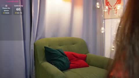 Miley online show from 12-21-25, 01:40