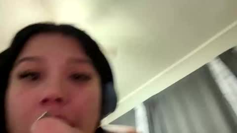 Millie online show from 01-11-26, 04:06