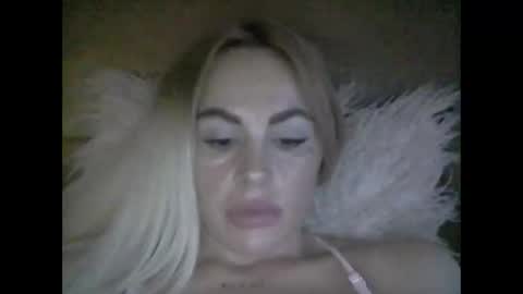 millisa13 online show from 11-25-25, 08:42