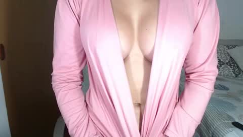 Milly online show from 10-24-25, 01:03