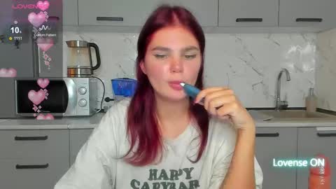 Snapshot of milly_brown_ chatting on 10-13-25, 05:35 Welcome My name is Tina online show from 10-13-25, 05:35