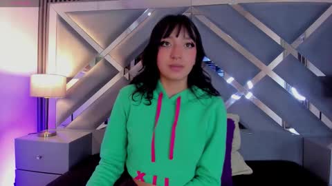 milly_cute online show from 11-30-25, 04:05