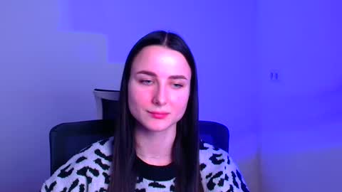 Milly online show from 01-21-25, 04:05