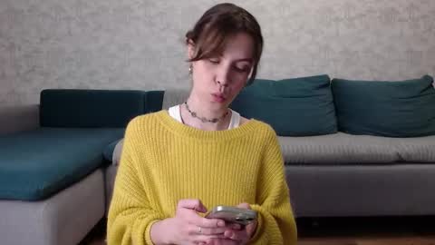 Milly online show from 11-25-25, 08:25