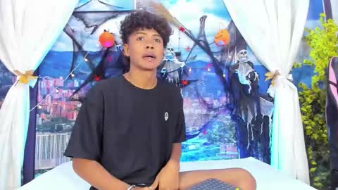 miltondelis online show from 10-22-25, 03:29