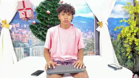 miltondelis online show from 11-20-25, 04:56