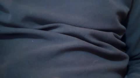 Snapshot of miltongray chatting on 01-08-25, 01:20 Milton Gray online show from 01-08-25, 01:20