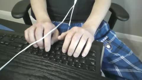 Snapshot of milwaukeebadger24 chatting on 10-22-25, 12:49 milwaukeebadger24 online show from 10-22-25, 12:49