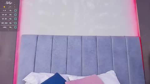 Mily online show from 09-26-25, 03:32