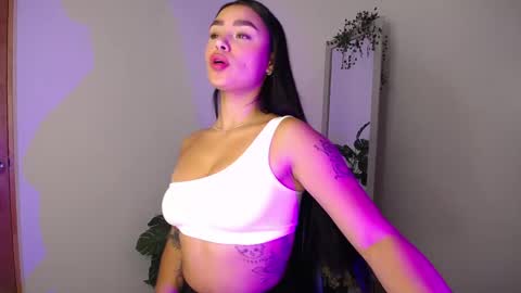 Mily Ortiz online show from 02-04-26, 03:51