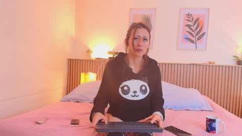 Milly  online show from 01-02-25, 08:13