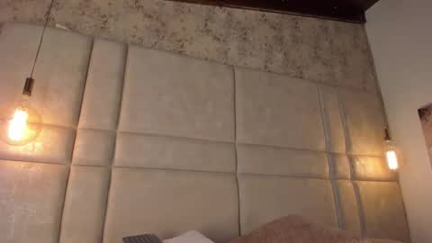 Milyy online show from 10-18-25, 07:58