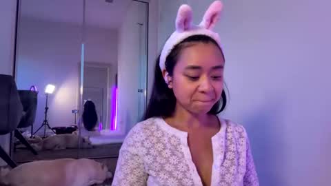 Mimi Baby online show from 10-18-25, 12:13