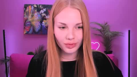 Snapshot of mimicass chatting on 11-23-25, 04:51 Kelly online show from 11-23-25, 04:51