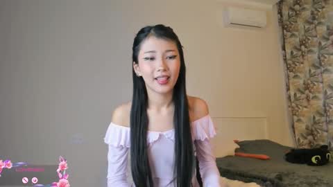 Kiko online show from 11-20-25, 03:07