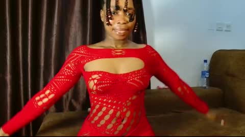 Snapshot of mimiluv6 chatting on 02-19-26, 05:53 mimi online show from 02-19-26, 05:53