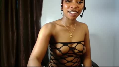 Snapshot of mimiluv6 chatting on 02-27-26, 02:50 mimi online show from 02-27-26, 02:50