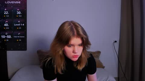 hi Im Mina  online show from 02-04-25, 04:15