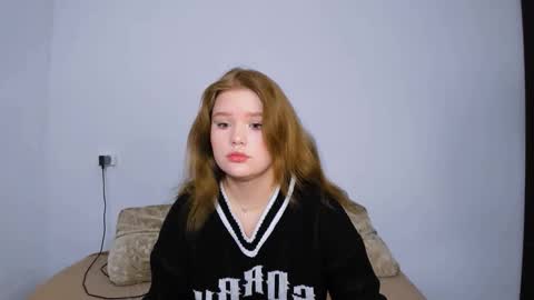 hi Im Mina  online show from 01-10-26, 02:13