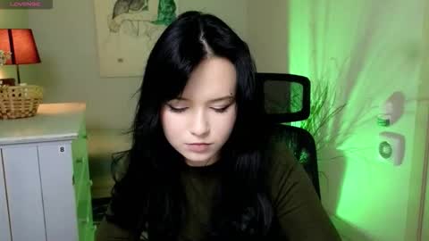 Mina online show from 10-04-25, 03:43