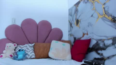 minari_ online show from 02-04-26, 03:40