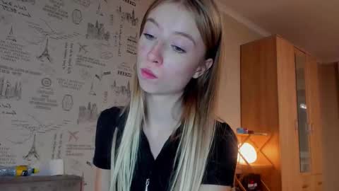 Amelia online show from 09-12-25, 08:53