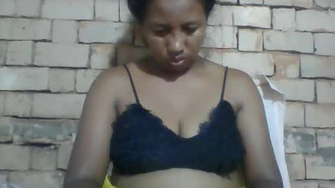 Minie4Tina online show from 01-22-25, 06:42