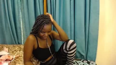 Lila online show from 11-08-25, 07:23