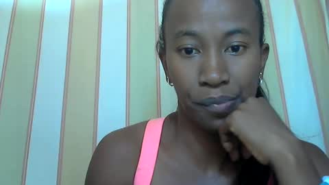 Snapshot of minouch211907 chatting on 01-17-25, 07:19 minouch211907 online show from 01-17-25, 07:19