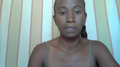 Snapshot of minouch211907 chatting on 01-18-25, 08:31 minouch211907 online show from 01-18-25, 08:31